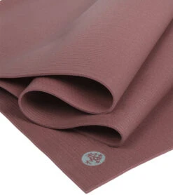 Manduka PROlite Yoga Mat 71" 4.7mm Maka 8 Manduka PROlite Yoga Mat 71" 4.7mm Maka -ZenFlow Outlet Store 1739989418019 maka 5a