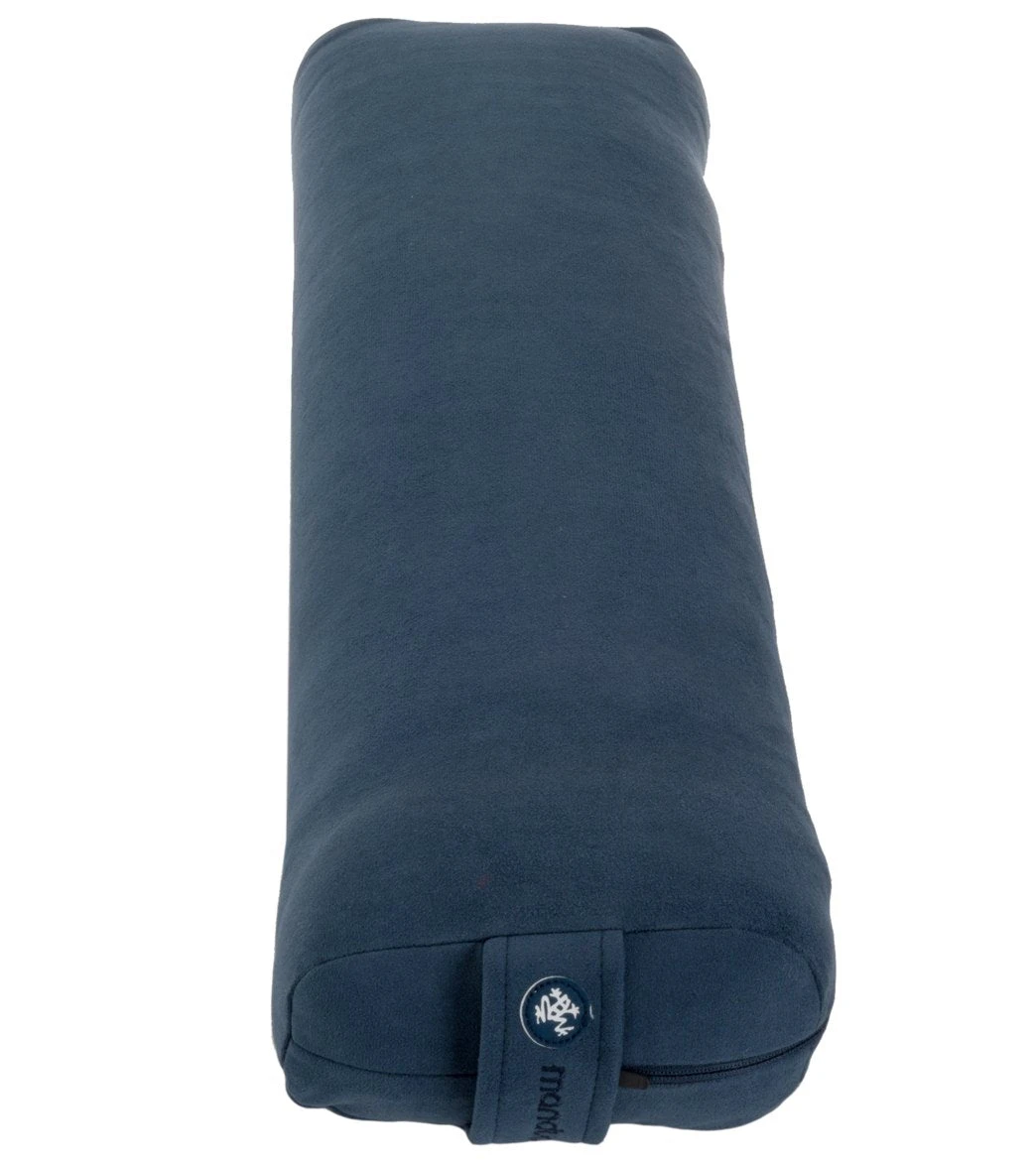 Manduka Enlight Lean Yoga Bolster Midnight 2 Manduka Enlight Lean Yoga Bolster Midnight - Image 2