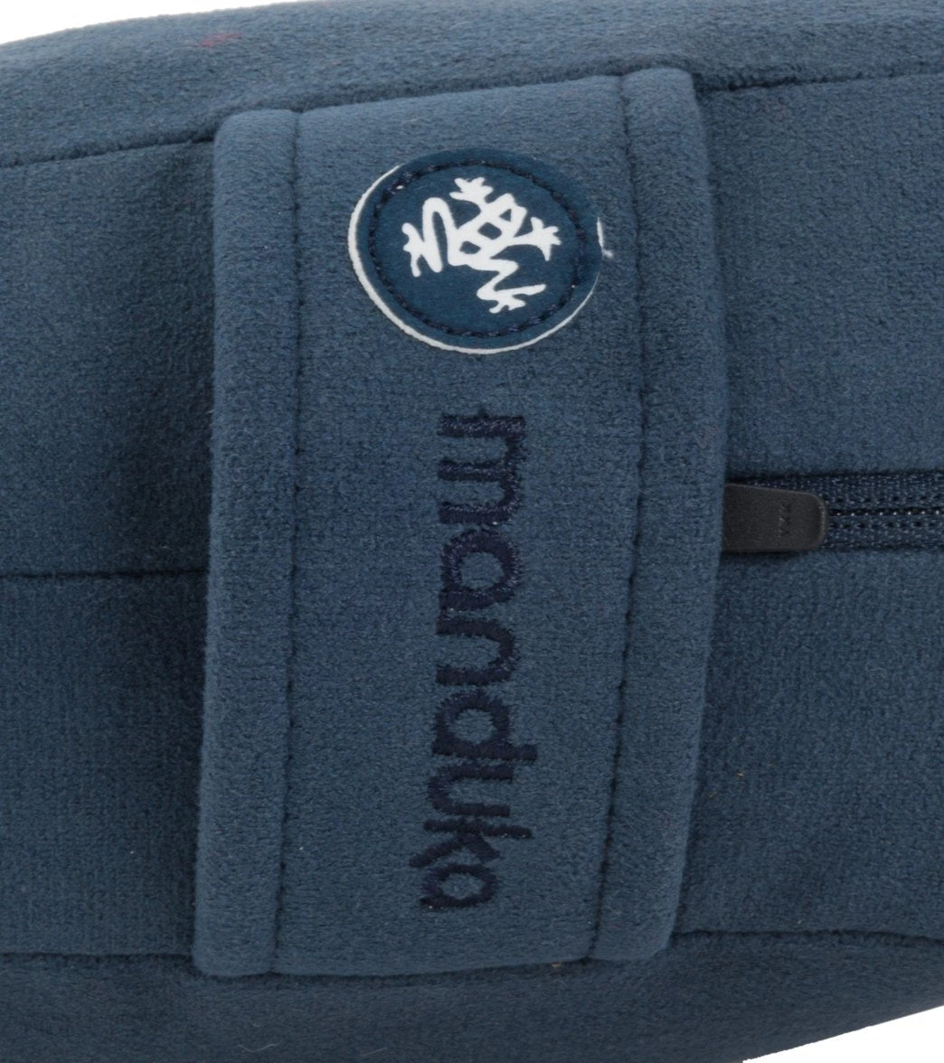 Manduka Enlight Lean Yoga Bolster 10 Manduka Enlight Lean Yoga Bolster - Image 10