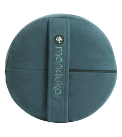 Manduka Enlight Round Yoga Bolster -ZenFlow Outlet Store 1740109414435 thrive 3a
