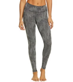 Manduka Essential Long Yoga Leggings Geo Jaquard 9 Manduka Essential Long Yoga Leggings Geo Jaquard -ZenFlow Outlet Store 1740112461859 geojaquard