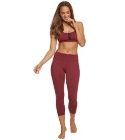 Manduka Corset Yoga Sports Bra Ruby -ZenFlow Outlet Store 1740226002979 ruby 4a