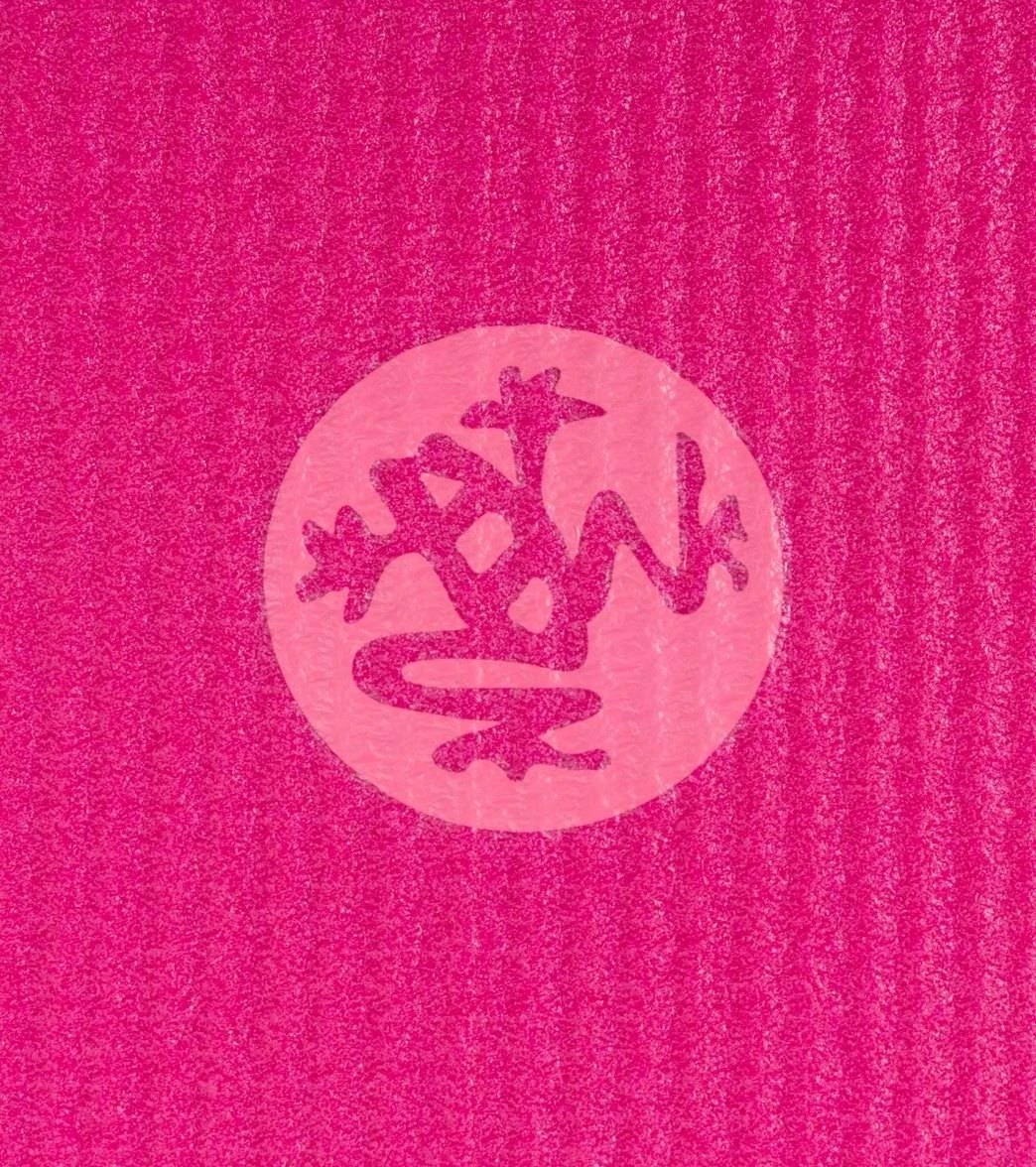 Manduka PRO Yoga Mat 71" 6mm Sensation 5 Manduka PRO Yoga Mat 71" 6mm Sensation - Image 5