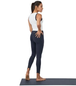 Manduka Pro Tech Twist Tank Top -ZenFlow Outlet Store 4175640854563 white 4a 1