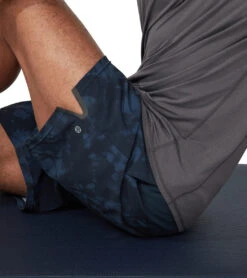 Manduka Men's Pro Classic Rise Shorts -ZenFlow Outlet Store 4372735655979 darksapphirecombo 3a