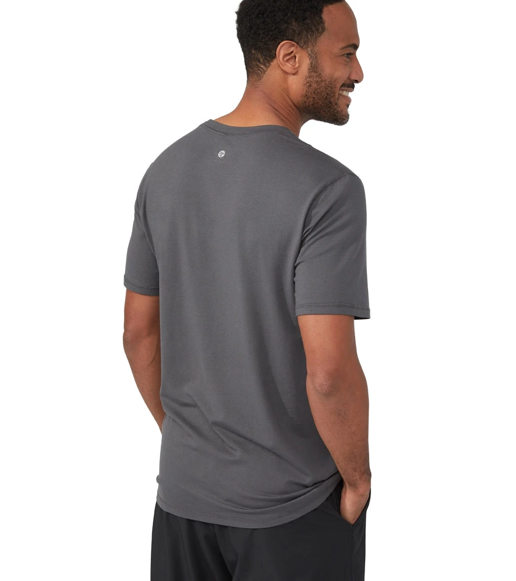 Manduka Men's Performance Crew Neck Short Sleeve Tee NEW GREY 1 Manduka Men's Performance Crew Neck Short Sleeve Tee NEW GREY