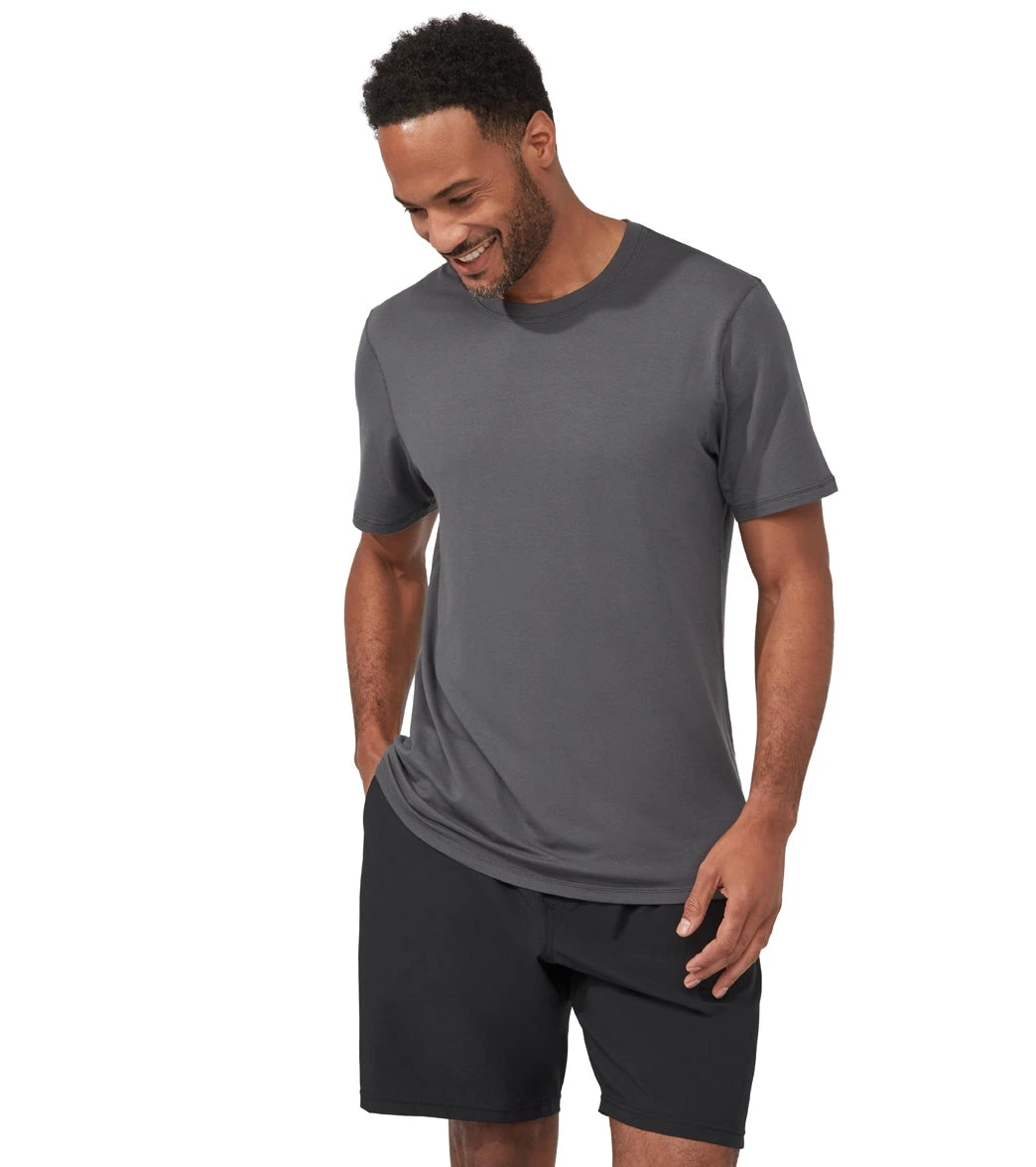 Manduka Men's Performance Crew Neck Short Sleeve Tee NEW GREY 2 Manduka Men's Performance Crew Neck Short Sleeve Tee NEW GREY - Image 2