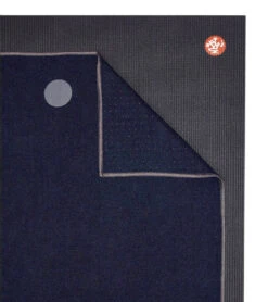 Manduka Yogitoes® Yoga Mat Towel, 71" Midnight -ZenFlow Outlet Store 6895580315691 midnight 4a