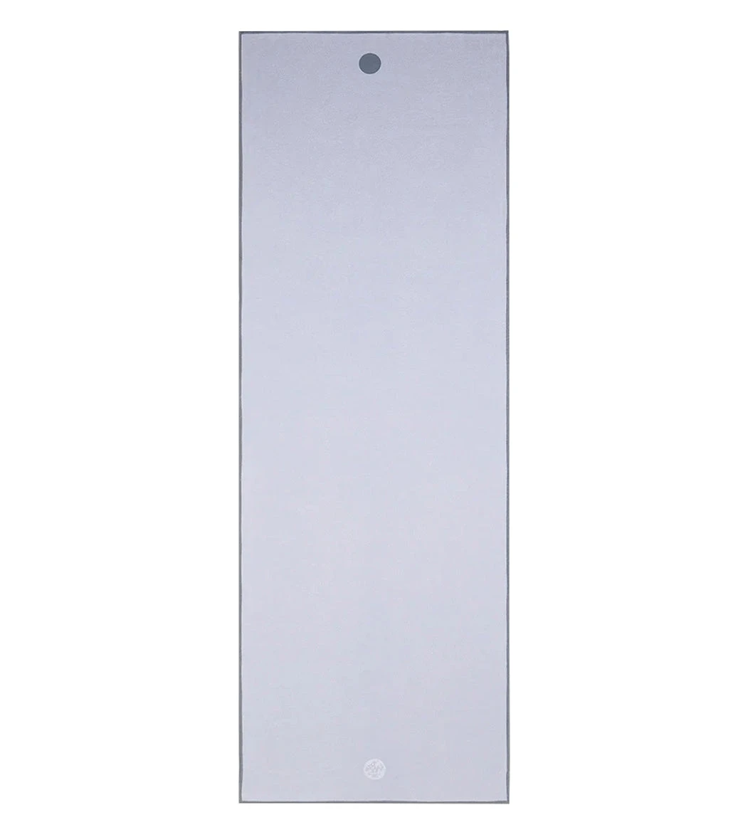 Manduka Yogitoes® Yoga Mat Towel, 71" Lavender 4 Manduka Yogitoes® Yoga Mat Towel, 71" Lavender - Image 4