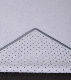 Manduka Yogitoes® Yoga Mat Towel, 71" -ZenFlow Outlet Store 6895580774443 lavender 2a