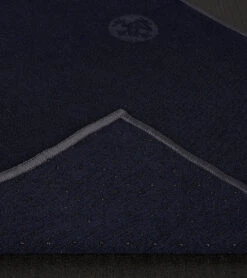 Manduka Yogitoes® Yoga Hand Towel 23 Manduka Yogitoes® Yoga Hand Towel -ZenFlow Outlet Store 6895581757483 midnight 2a 1