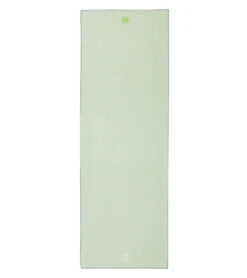 Manduka Yogitoes+ Repreve® Yoga Mat Towel, 71" 31 Manduka Yogitoes+ Repreve® Yoga Mat Towel, 71" -ZenFlow Outlet Store 6895582773291 celadongreen 1