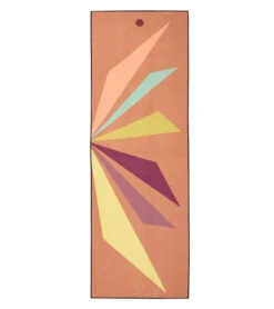 Manduka Yogitoes+ Repreve® Yoga Mat Towel, 71" Palm Punch 9 Manduka Yogitoes+ Repreve® Yoga Mat Towel, 71" Palm Punch -ZenFlow Outlet Store 6895583199275 palmpunch