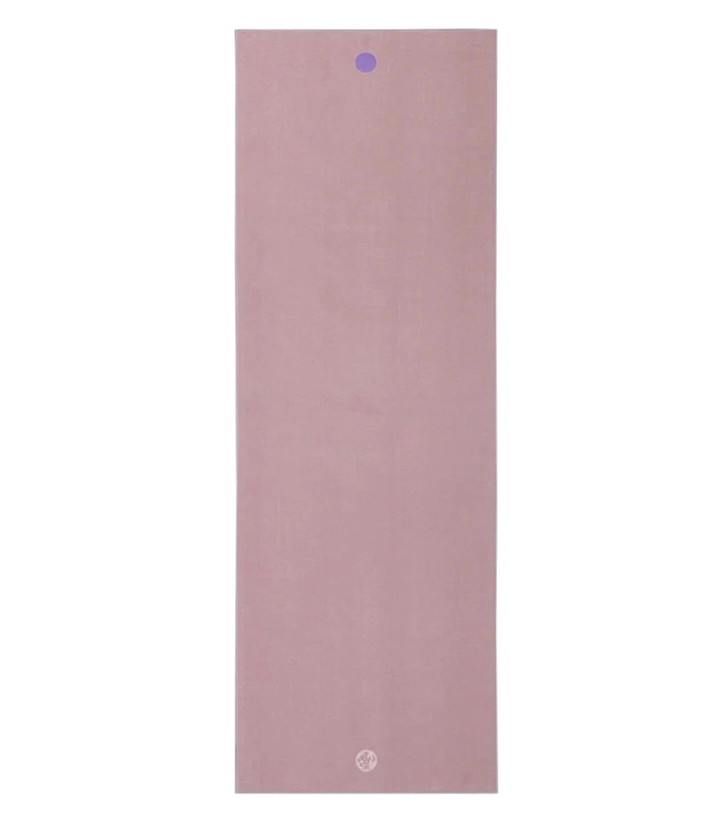 Manduka Yogitoes+ Repreve® Yoga Mat Towel, 71" Elderberry 5 Manduka Yogitoes+ Repreve® Yoga Mat Towel, 71" Elderberry - Image 5