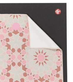 Manduka Yogitoes+ Repreve® Yoga Mat Towel, 71" Rituals Morganite -ZenFlow Outlet Store 6895583363115 ritualsmorganite 4a
