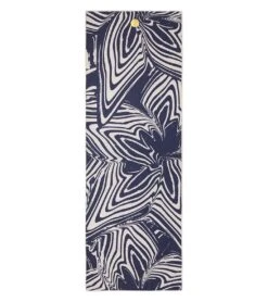 Manduka Yogitoes+ Repreve® Yoga Mat Towel, 71" Gentle Star -ZenFlow Outlet Store 7083040243755 gentlestar