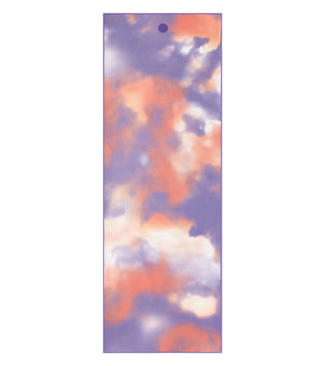 Manduka Yogitoes+ Repreve® Yoga Mat Towel, 71" Paisley Sky 5 Manduka Yogitoes+ Repreve® Yoga Mat Towel, 71" Paisley Sky - Image 5