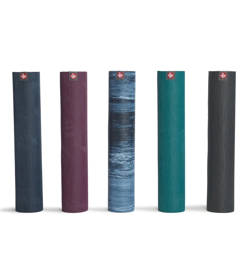 Manduka EKO 2.0 Yoga Mat 71" 4.7mm Black Clay Marble 5 Manduka EKO 2.0 Yoga Mat 71" 4.7mm Black Clay Marble - Image 5