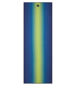 Manduka Yogitoes® Yoga Mat Towel, 71" Emerald Array 5 Manduka Yogitoes® Yoga Mat Towel, 71" Emerald Array -ZenFlow Outlet Store 7139077423147 emeraldarray