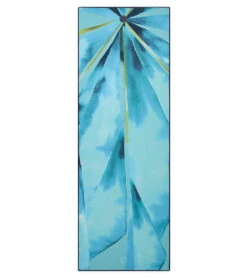 Manduka Yogitoes® Yoga Mat Towel, 71" Emerald Enlightenment -ZenFlow Outlet Store 7139077455915 emeraldenlightenment